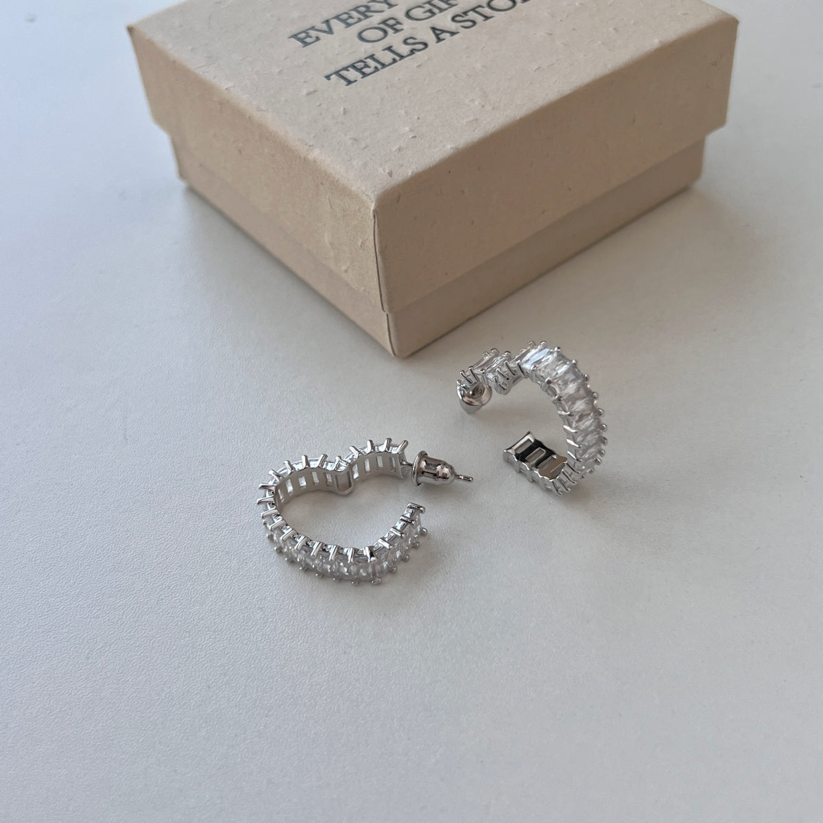 Arete Baguette corazon